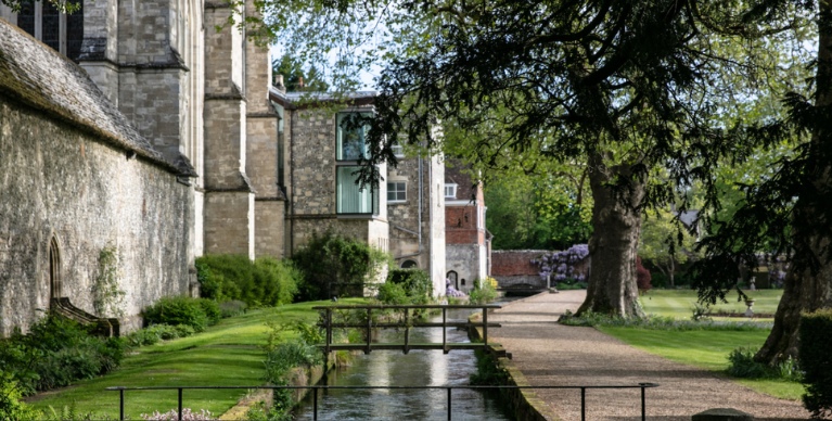 Intensive academic and English camps UK